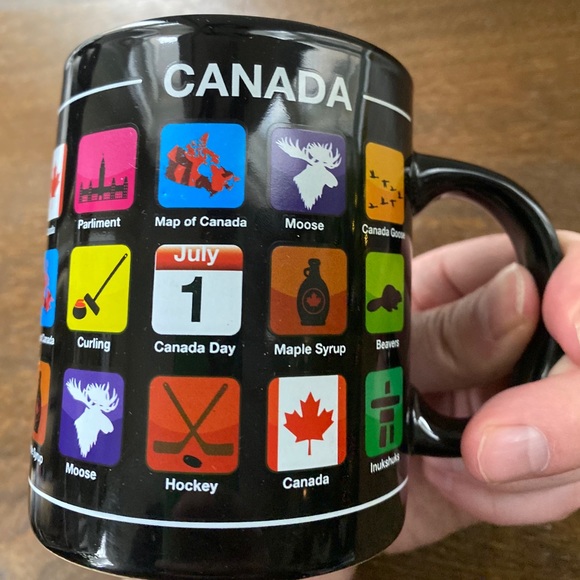 Canada App Mug ๐Bundle 3 items for $20๐ - Picture 2 of 4